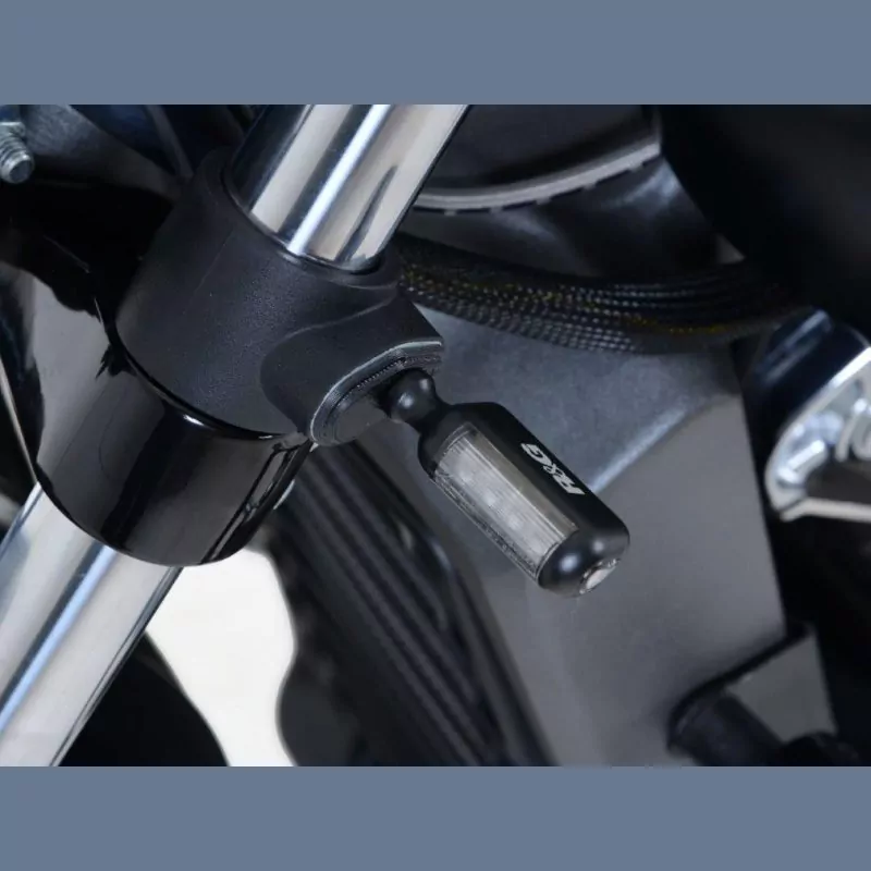 R&G Racing Blinker Adapter Set vorn Indian Scout 2015- / Scout Bobber / Sixty