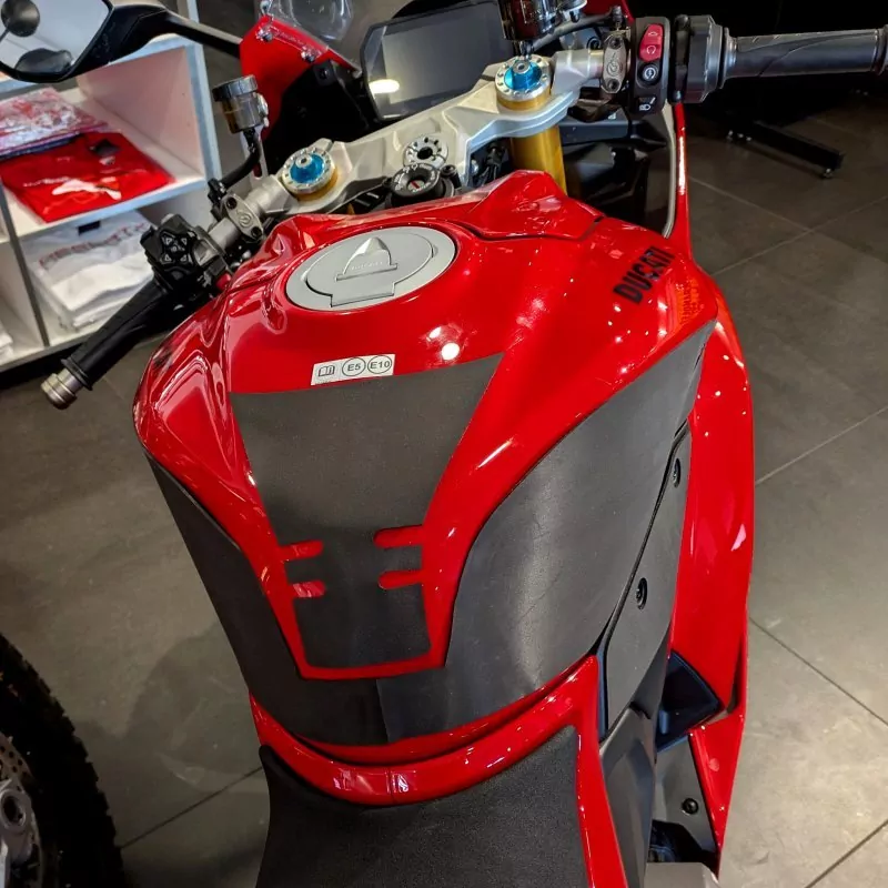 Eazi-Grip WRAP Tank Traction Pads Ducati Panigale V2 2025-