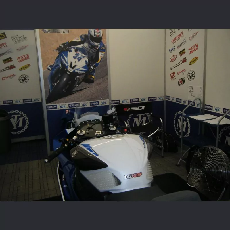 Eazi-Grip EVO Tank Traction Pads Yamaha YZF R6 2017-