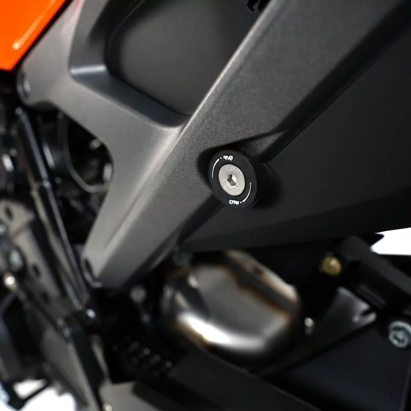 R&G hintere Fußrastenabdeckung KTM Duke 990 2024-