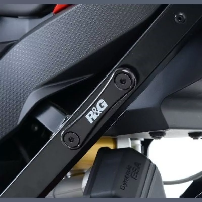 R&G hintere Fußrastenabdeckung BMW S 1000 XR 2015-2019 / Triumph Trident 660 2021-