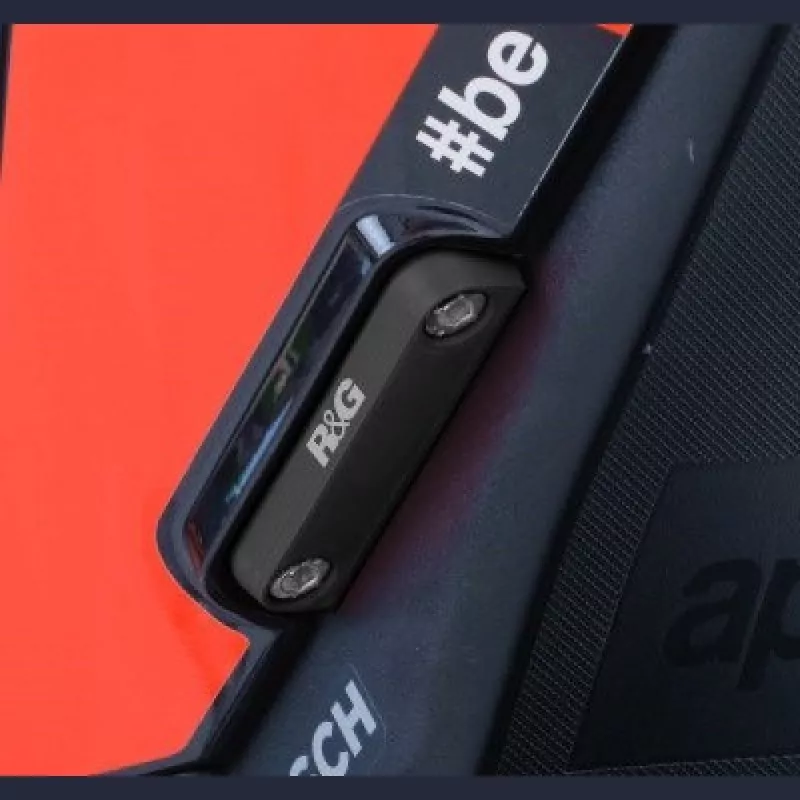 R&G Auspuffhalter SET Aprilia RSV 4 1100 Factory 2019- / RSV4 - Tuono V4 1100 2021-