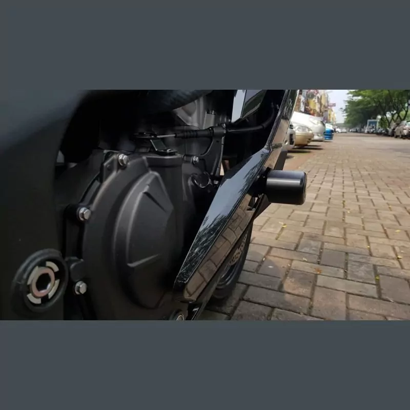 R&G Sturzpads Set "No Cut" Kawasaki ZX-25 R 2020- / ZX-4 R / RR 2023-