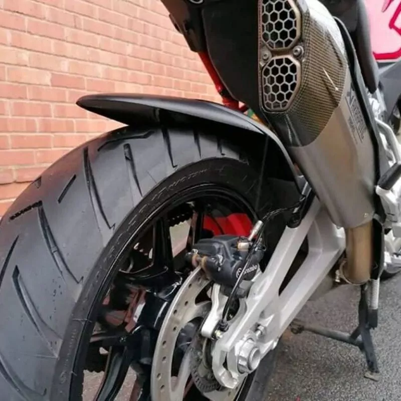 Pyramid Hinterradabdeckung Verlängerung Schwarz Matt Ducati Multistrada V4 / S / Rally 2024-