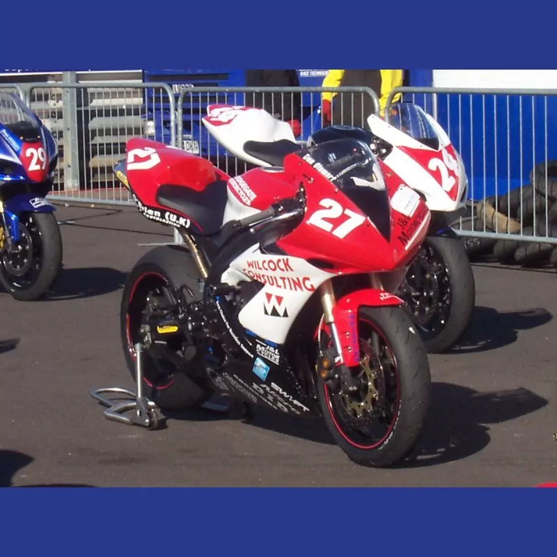 R&G Racing Sturzpads vorn "No Cut" Yamaha YZF R1 2004-2006 RN 12