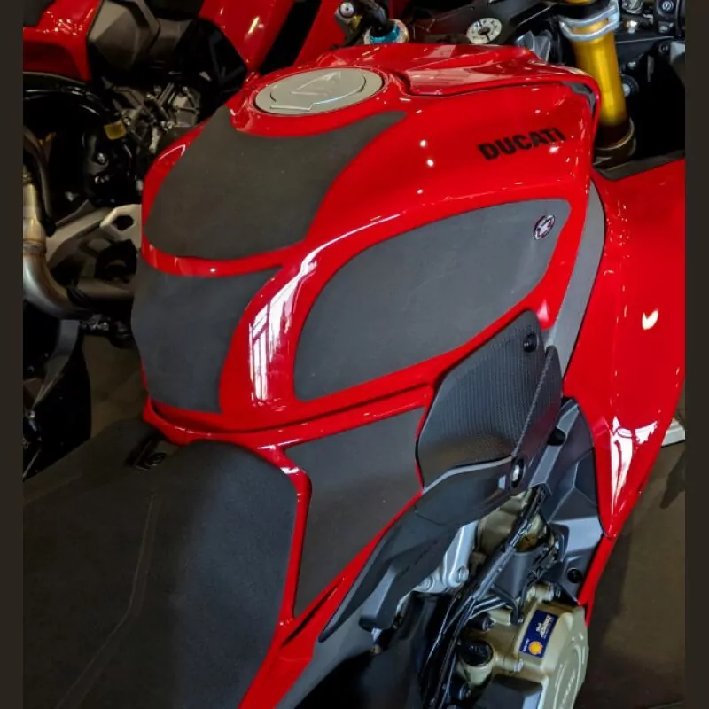 Eazi-Grip WRAP Tank Traction Pads Ducati Panigale V4 2025- / Streetfighter V4 2025-