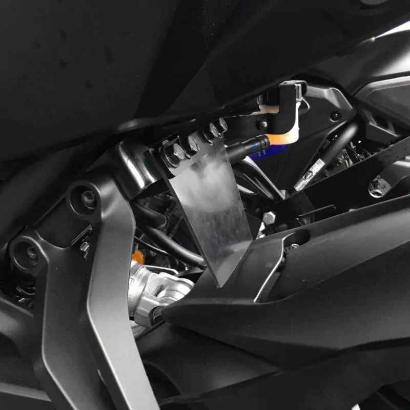 Pyramid Federbein Schutz Platte Schwarz Matt Yamaha Tracer 900 / GT 2018-2020 (mit Packtaschen)