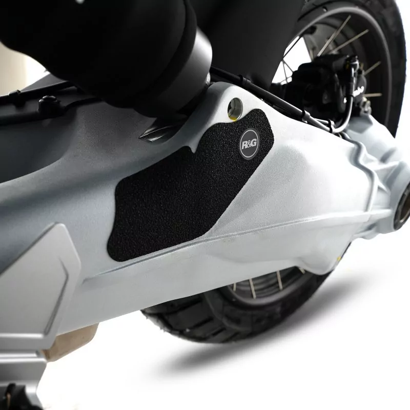 R&G Eazi-Grip™ Stiefel Schutz Pad (links) Moto Guzzi V100 2023- / Stelvio 2024-