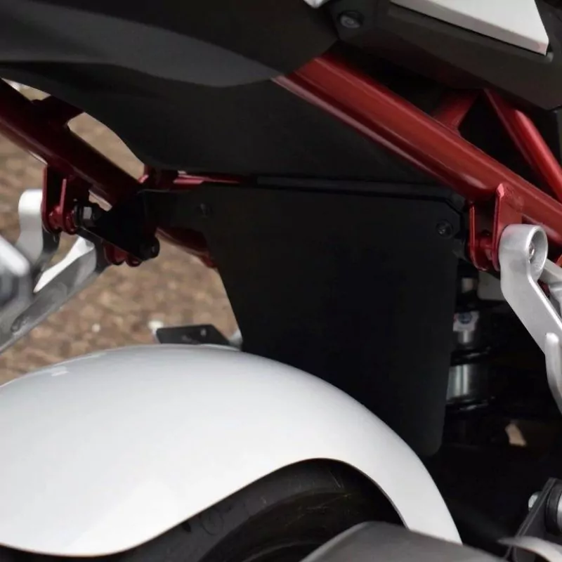 Pyramid Federbein Schutz Platte Schwarz Matt Honda CB 750 Hornet 2023-