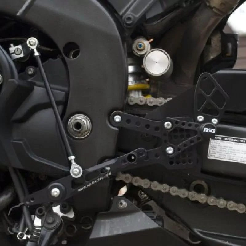 NEW R&G Racing Fußrastenanlage Yamaha YZF R1 2007-2008 RN 19