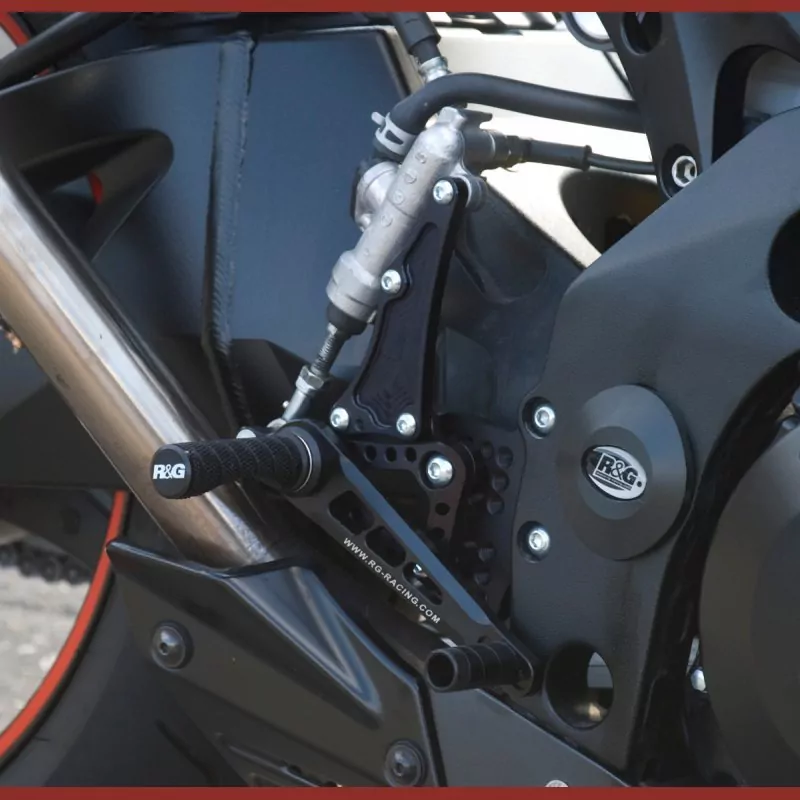 NEW R&G Racing Fußrastenanlage Suzuki GSX-R 1000 K7-K8