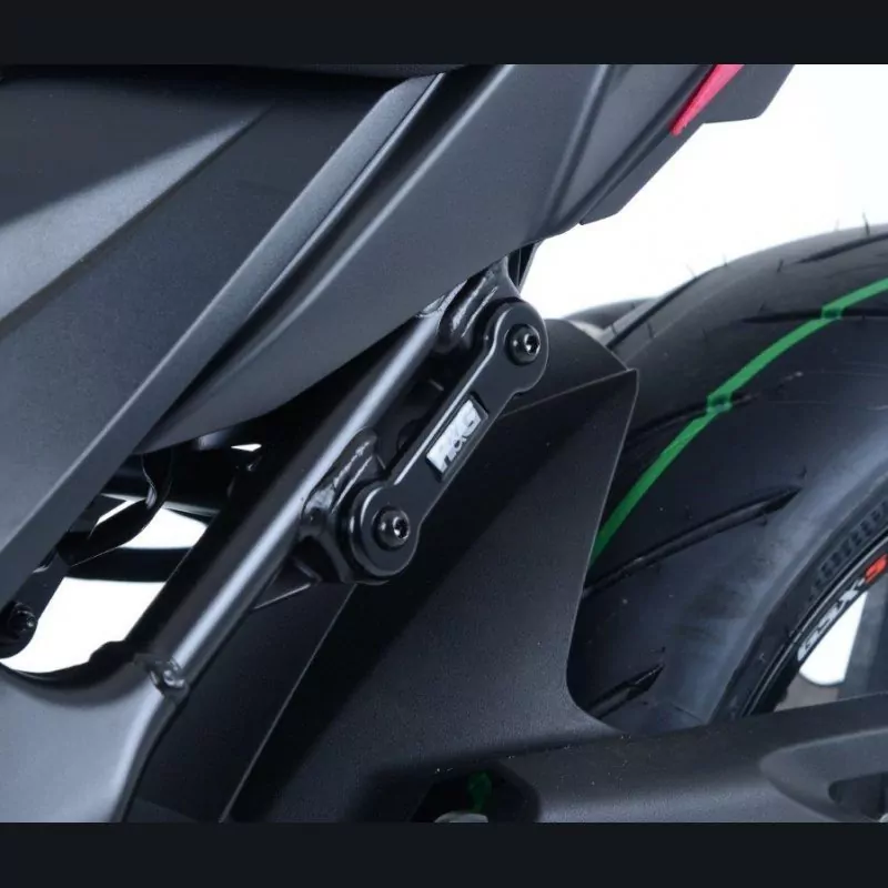 R&G Racing Auspuffhalter Set BLACK Suzuki GSX-S 750 2017-