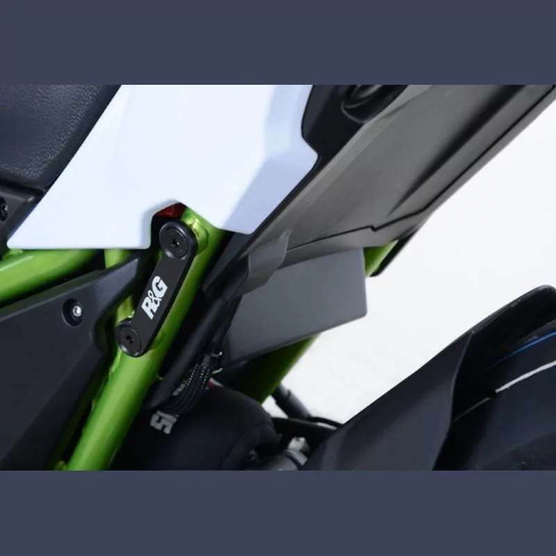 R&G hintere Fußrastenabdeckung Set Kawasaki Z 650 / Ninja 650 2017- / Z 650 RS 2022-