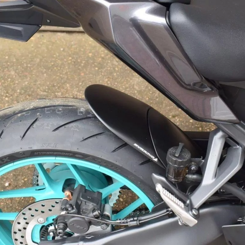 Pyramid Hinterradabdeckung Verlängerung Schwarz Matt Yamaha MT-09 / SP 2021-