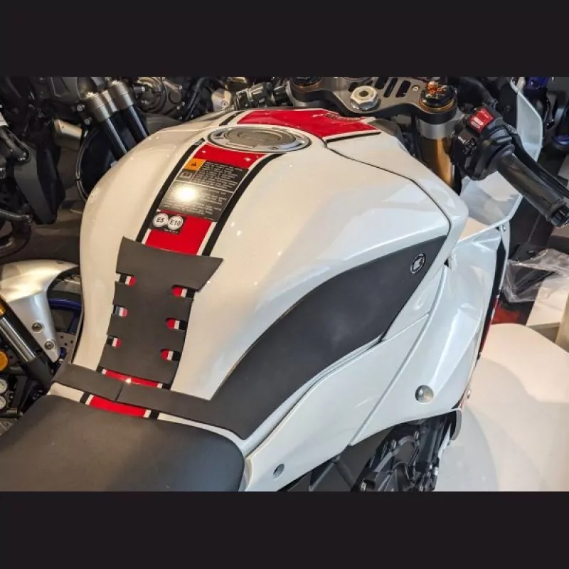 Eazi-Grip WRAP Tank Traction Pads Yamaha YZF-R1 2020-