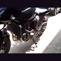 R&G Racing Crash Protectors "No Cut" Kawasaki Z 750 / Z 750 S -2006 R&G Racing Crash Protectors "No Cut" Kawasaki Z 750 / Z 750 S -2006