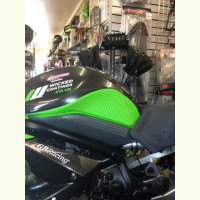 Preview: Eazi-Grip EVO Tank Traction Pads passend für Yamaha YZF R1 / R1 M 2015-2019 Preview: Eazi-Grip EVO Tank Traction Pads passend für Yamaha YZF R1 / R1 M 2015-2019