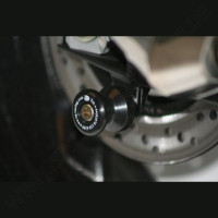 R&G Swingarm Protectors Triumph Street Triple 675 / R / RX ´13- / 765 2017- R&G Swingarm Protectors Triumph Street Triple 675 / R / RX ´13- / 765 2017-