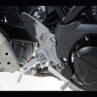 R&G Eazi-Grip™ Boot Guard Pads Suzuki SV 650 2016- / SV 650 X 2018- R&G Eazi-Grip™ Boot Guard Pads Suzuki SV 650 2016- / SV 650 X 2018-